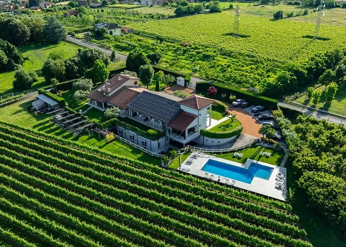 Gospodarstwo agroturystyczne La Torretta *